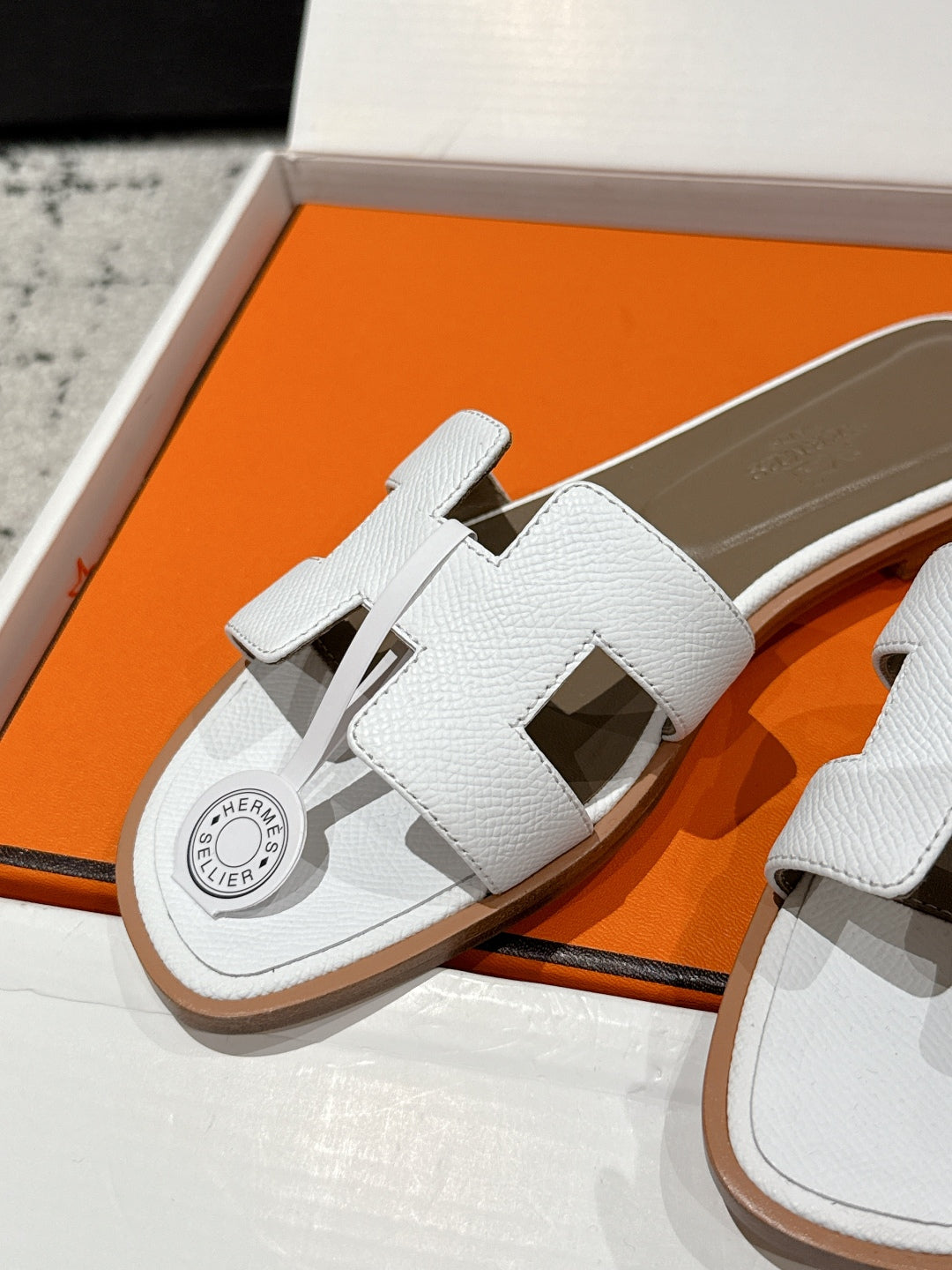 NEW in Box Hermes White Blanc Calfskin Oran Sandals