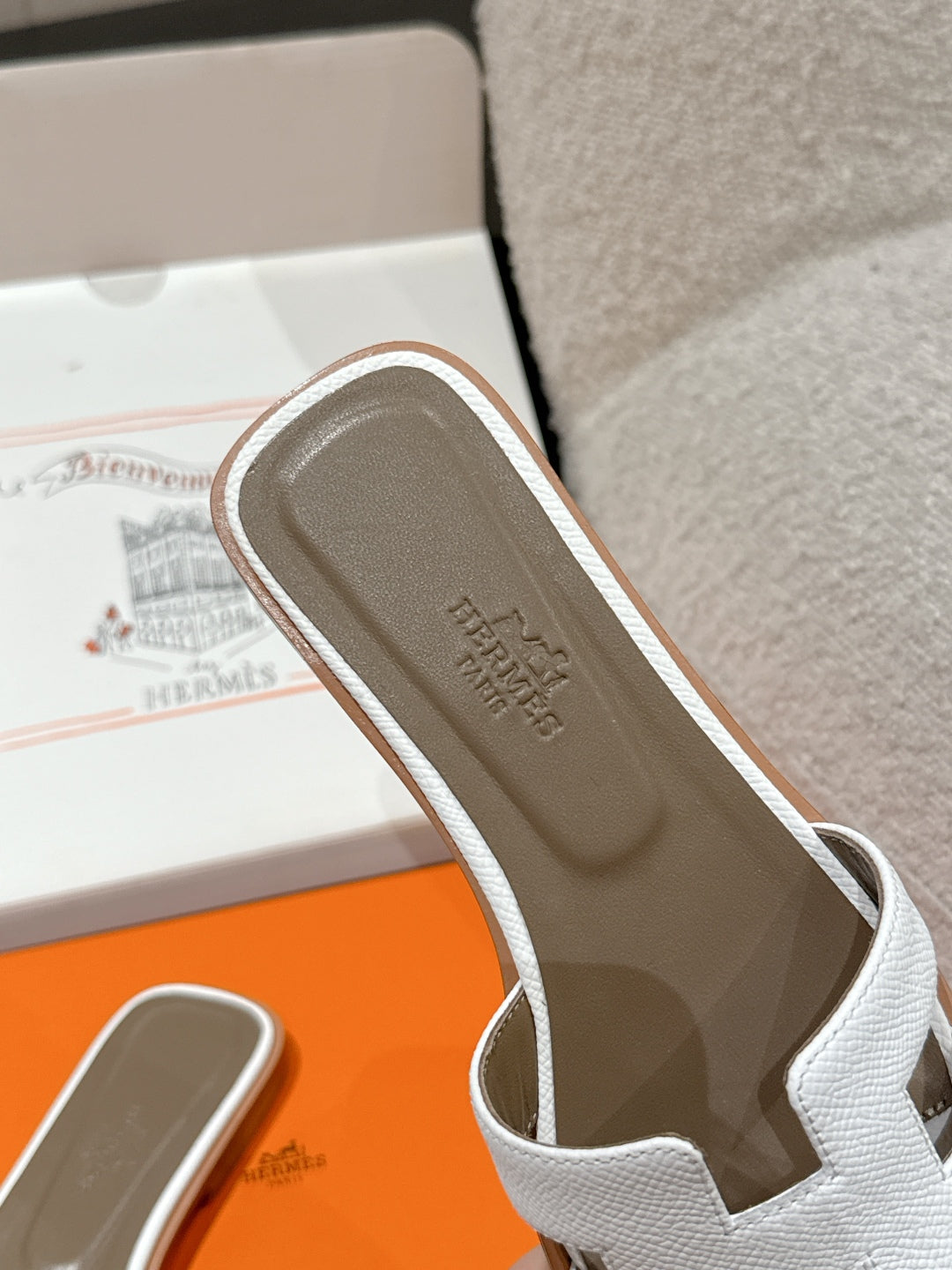 NEW in Box Hermes White Blanc Calfskin Oran Sandals