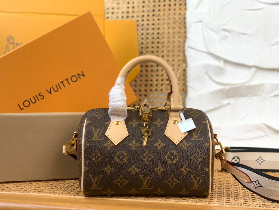Louis Vuitton Monogram Speedy 20 M46222 125405641