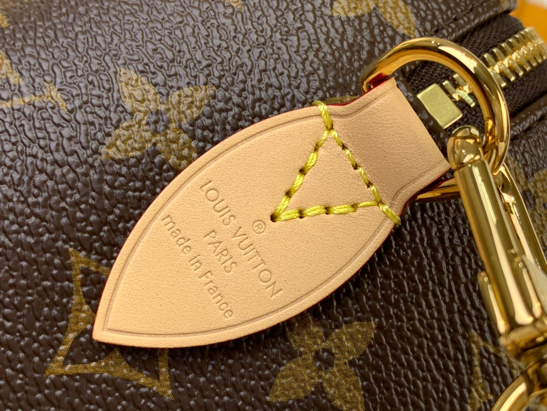 Louis Vuitton Monogram Speedy 20 M46222 125405641